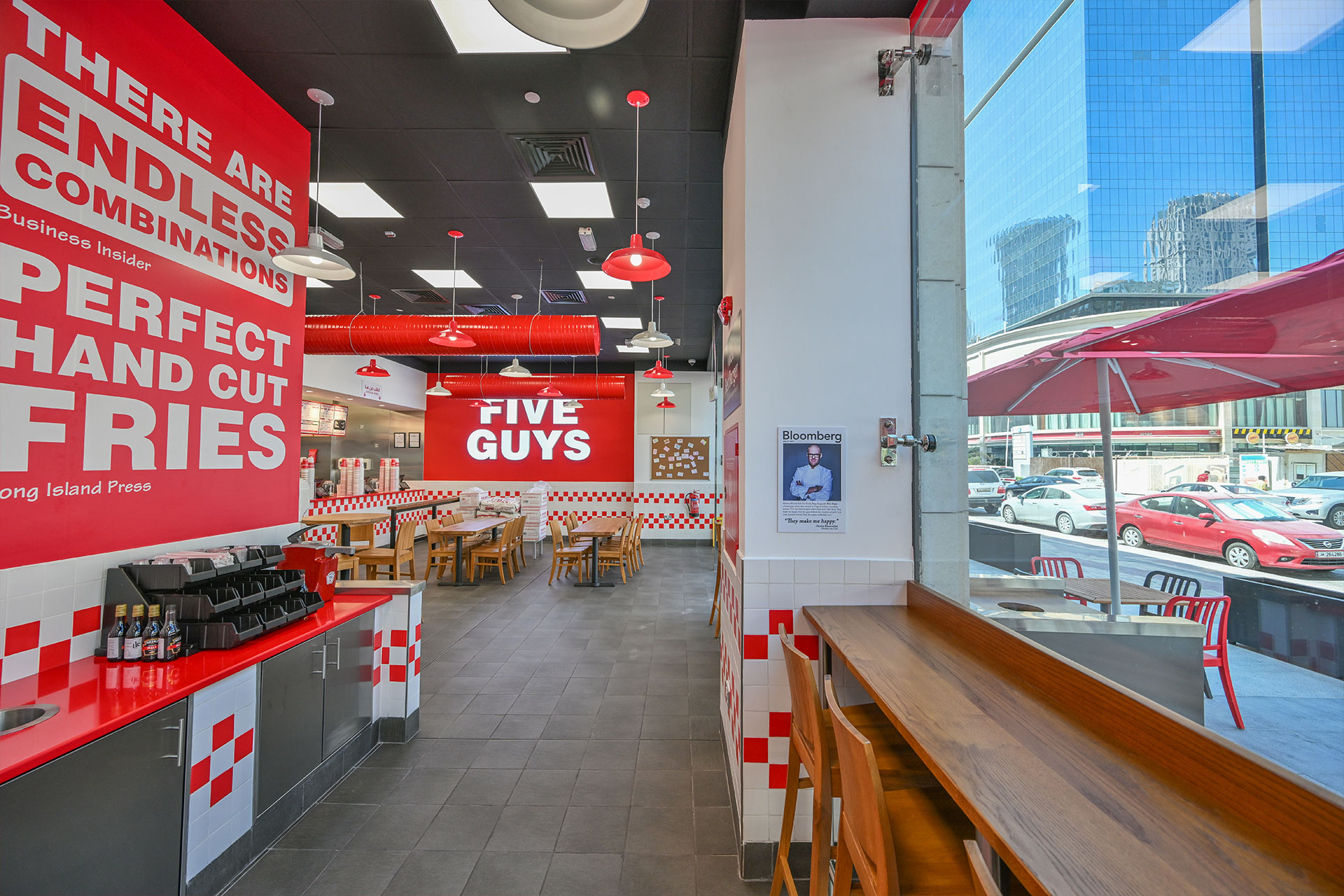 Interior of Char Restaurant Qatar - Image 1