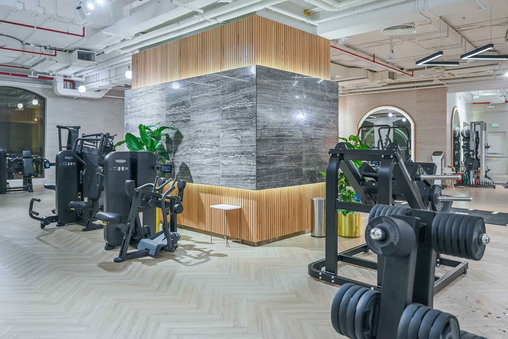 Edge Gym, Al Hazm Mall Qatar