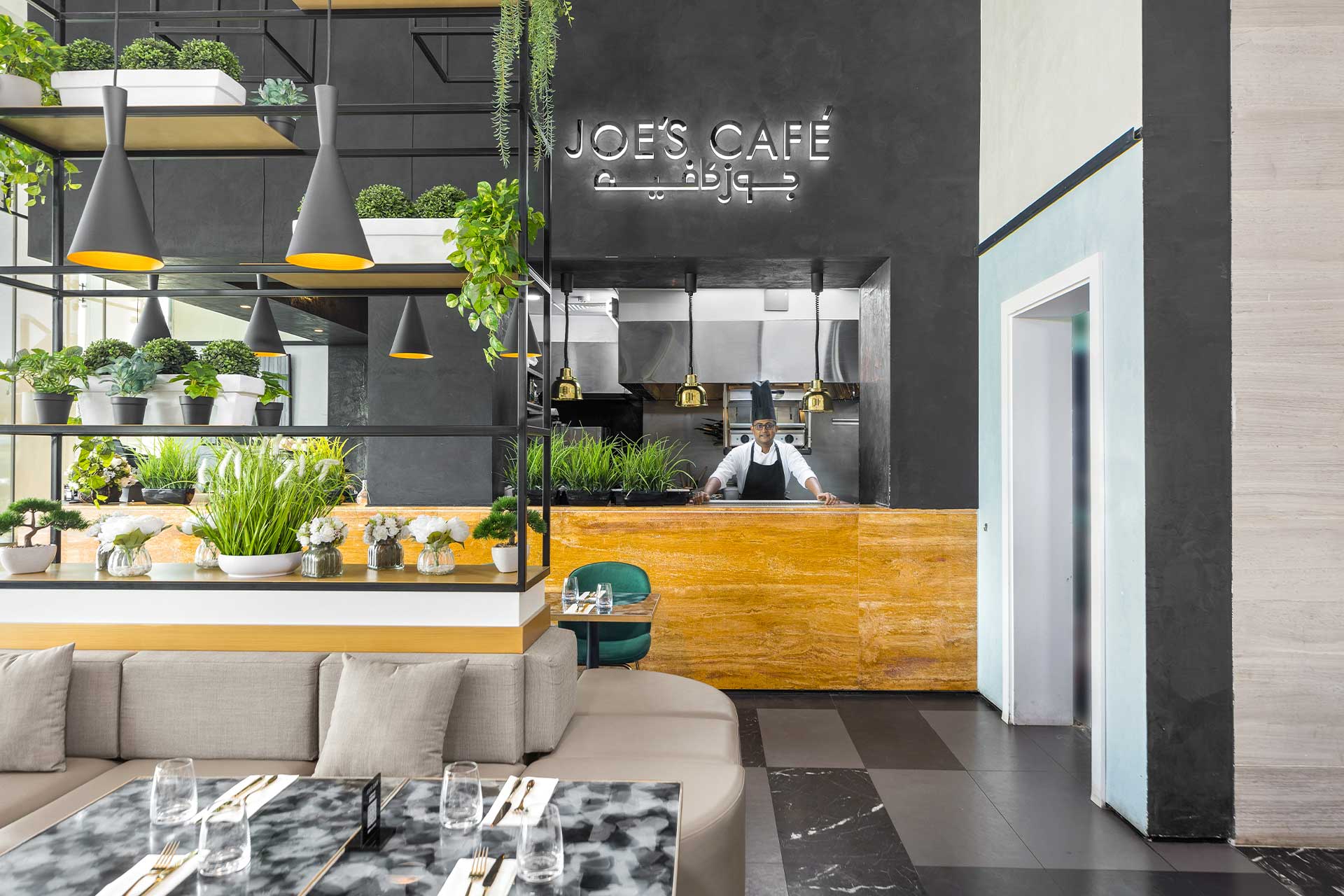 Interior of Joe's Café Qatar - Image 4