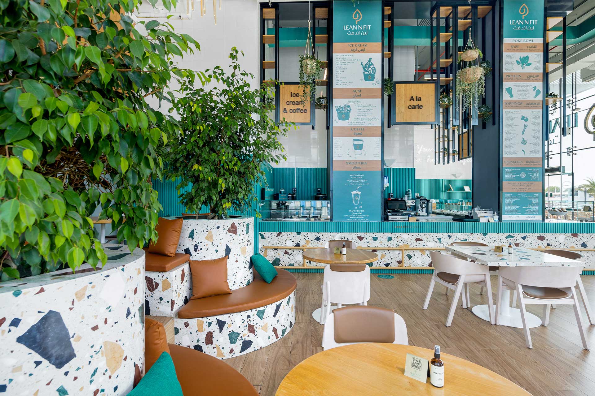 Interior of Lean N Fit Restaurant Qatar - Image 4