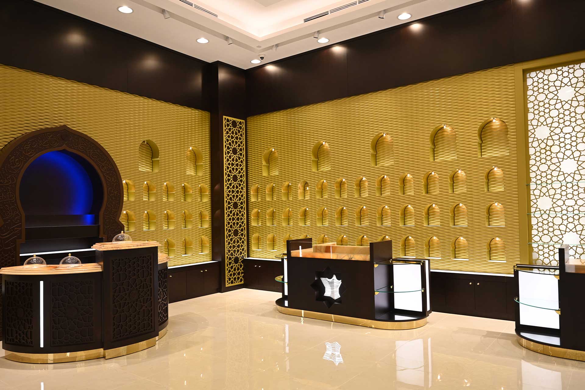 Interior of Arabian Oud Mall of Qatar - Image 4