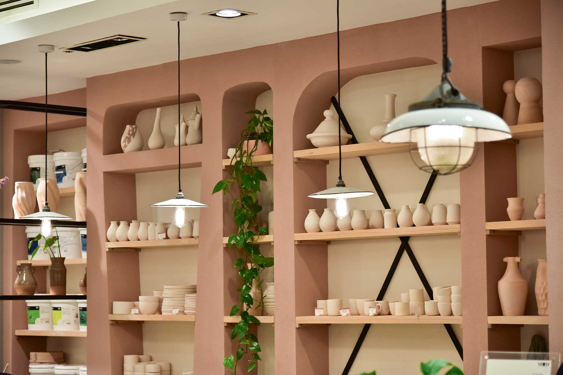 Interior of Mud Pottery Studio The Gate Mall Qatar - Image 3